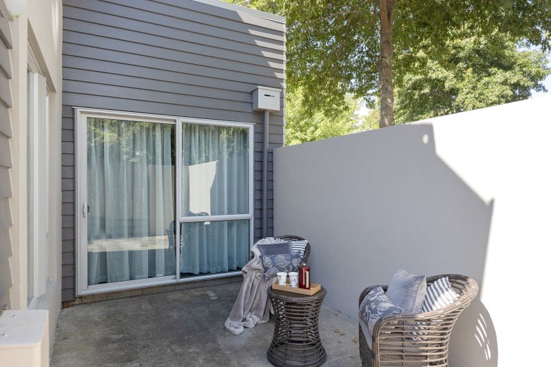 1/21 Wellington Street, Hamilton East, Hamilton - Carousel 15