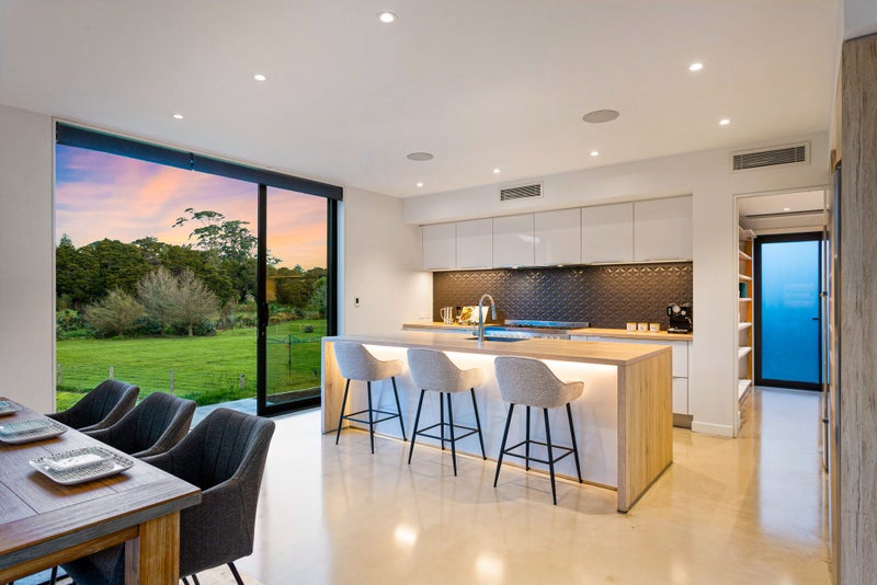 22 Kahika Grove, Huapai, Kumeu - Carousel 2