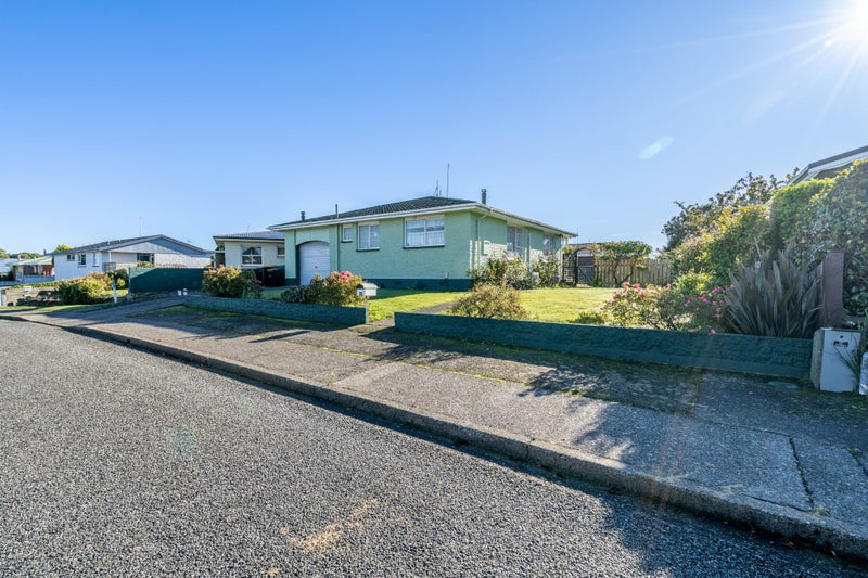 20 Ingram Street, Kingswell, Invercargill - Carousel 1
