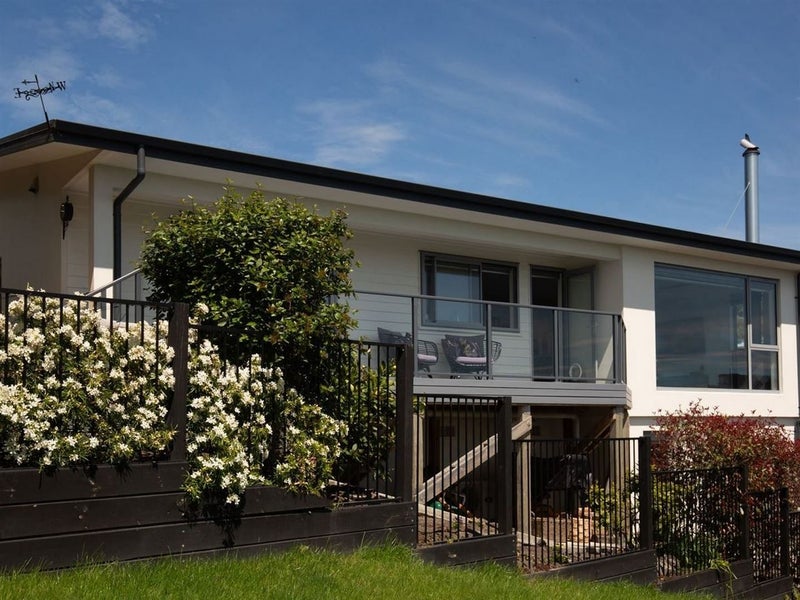31 Soleares Avenue, Mount Pleasant, Christchurch - Carousel 17