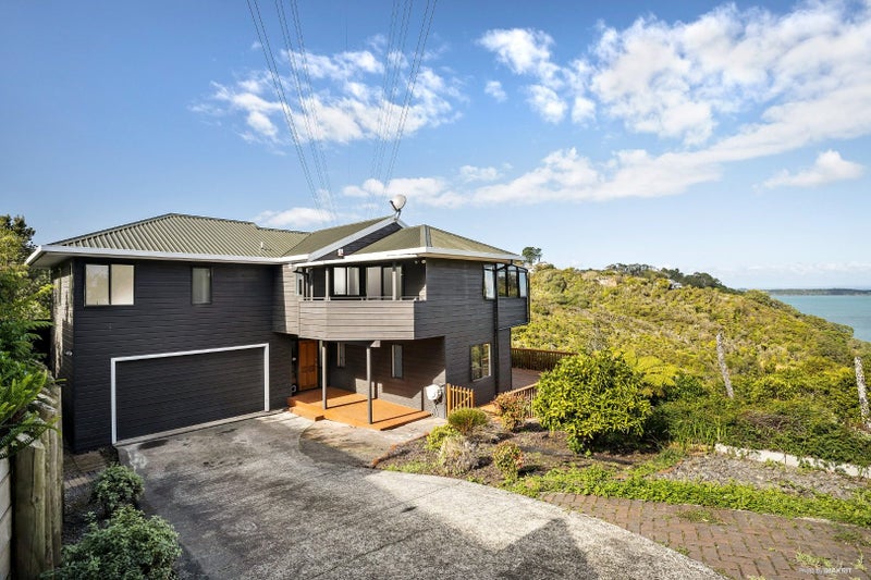 3/34 Canberra Avenue, Lynfield, Auckland - Carousel 1