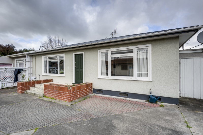 2/913 Heretaunga St East, Parkvale, Hastings - Carousel 1