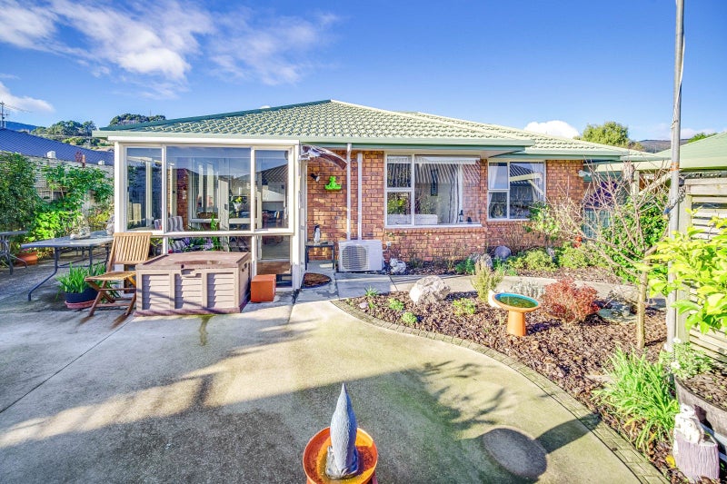11 Vining Crescent, Stoke, Nelson - Carousel 2