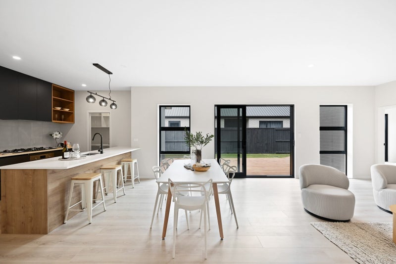 1 Gosset Avenue, Chartwell, Hamilton - Carousel 2