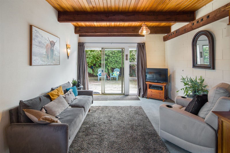 1/20 Frankmoore Avenue, Johnsonville, Wellington - Carousel 1