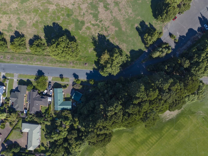 36 John Webb Drive, Glenview, Hamilton - Carousel 2