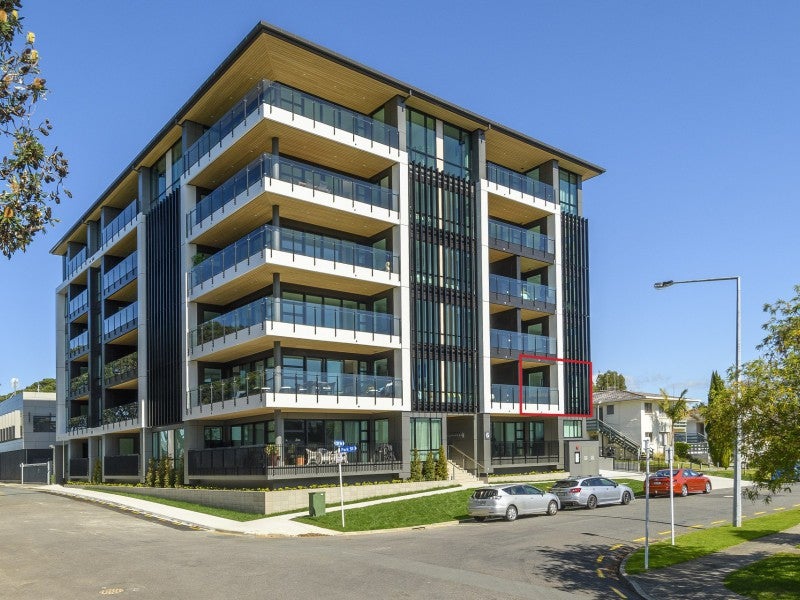 6 Park Street, Tauranga, Tauranga - Carousel 2