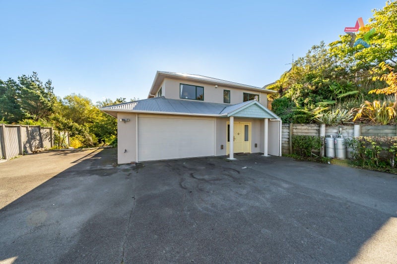 285 Maungaraki Road, Maungaraki, Lower Hutt - Carousel 1