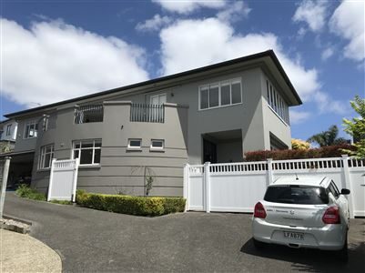 11 Lismore Way, Oteha, Auckland - Carousel 2