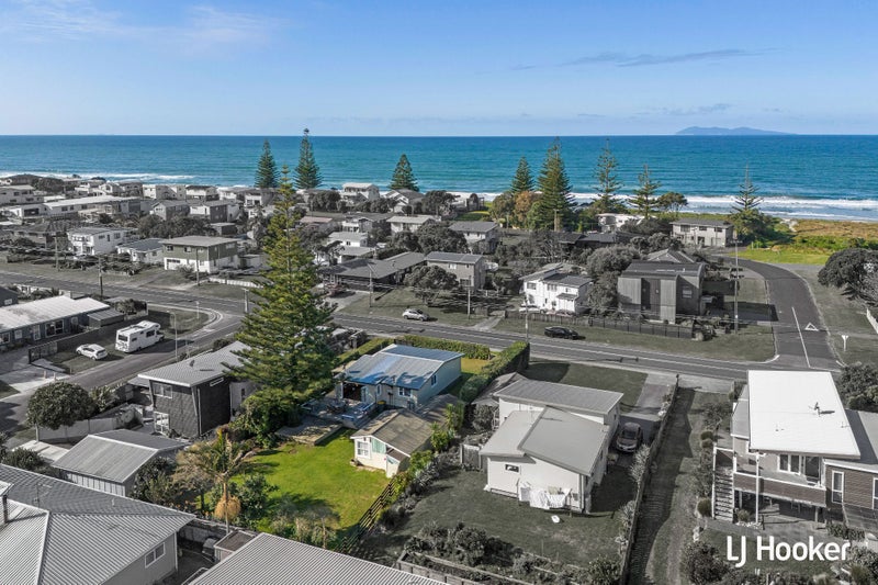 84 Seaforth Road, Waihi Beach, Waihi Beach - Carousel 28