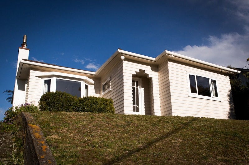 40 Helston Road, Johnsonville, Wellington - Carousel 1