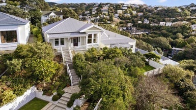 9 Boundary Road, Kelburn, Wellington - Carousel 1