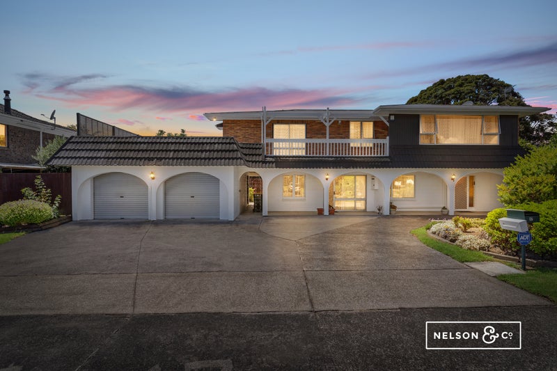 17 Domain Road, Weymouth, Auckland - Carousel 1