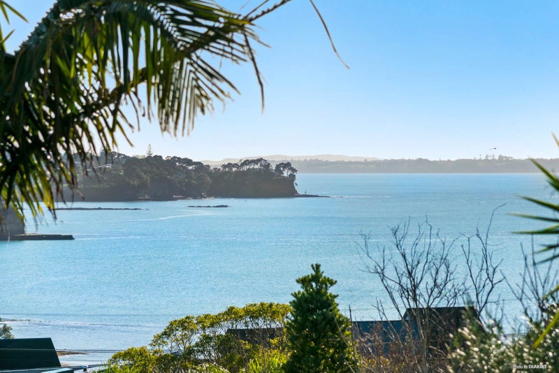2/29 Garadice Road, Rothesay Bay, Auckland - Carousel 2