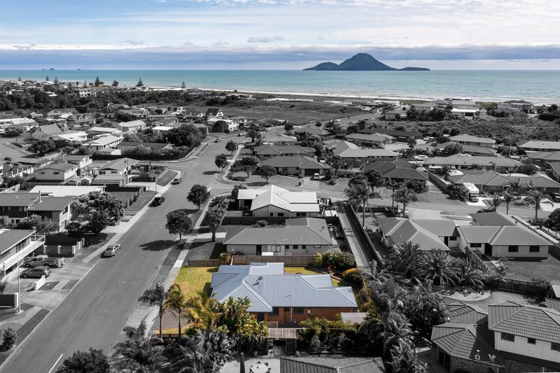 6 Ohuirehe Road, Coastlands, Whakatane - Carousel 2