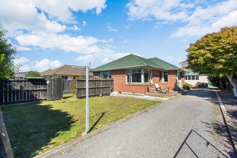 19 Nottingham Avenue, Halswell, Christchurch - Carousel 1