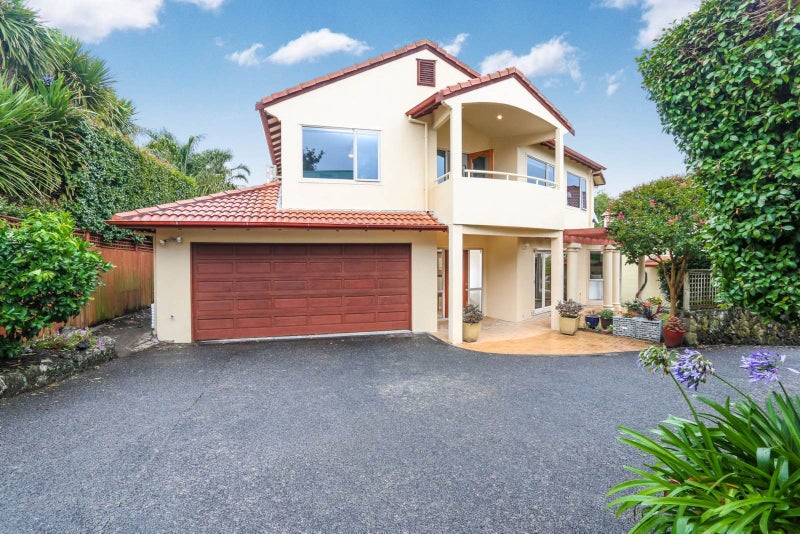1/21 Ashton Road, Mount Eden, Auckland - Carousel 1