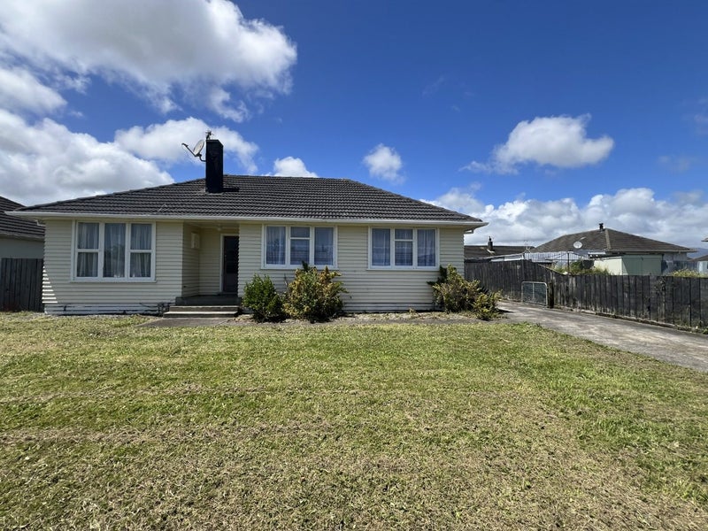 7 Awatea Street, Levin, Levin - Carousel 1