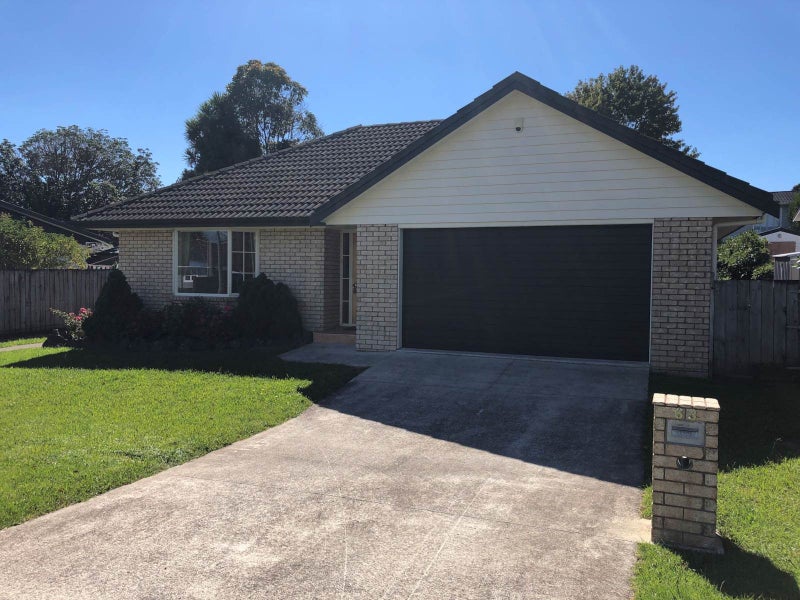 63 Gibraltar Street, Howick, Auckland - Carousel 11