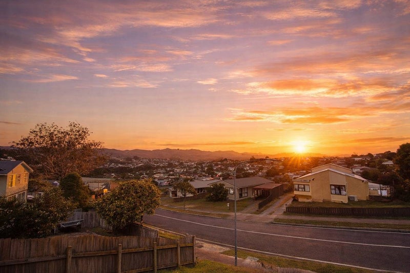 54 Conclusion Street, Ascot Park, Porirua - Carousel 9