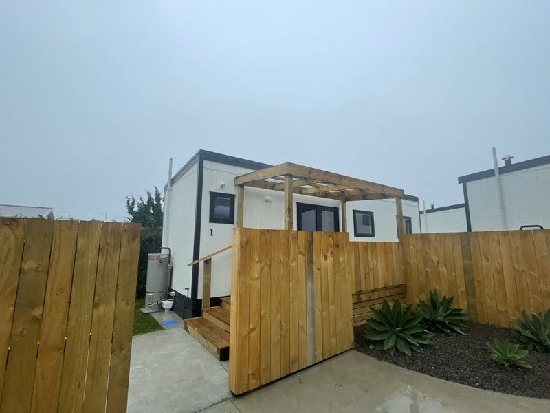15 Paritutu Road, Spotswood, New Plymouth - Carousel 1