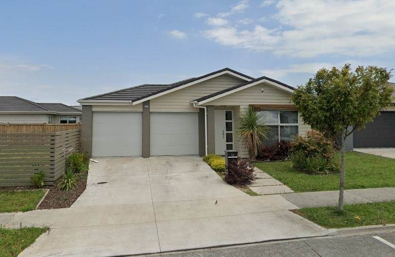 16 Treestump Road, Takanini, Auckland - Carousel 1