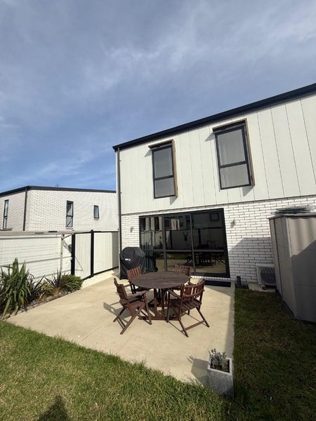 32 Cessna Crescent, Mangere, Auckland - Carousel 2