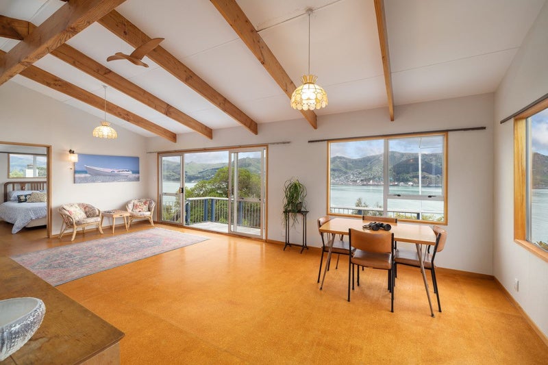 11 Ranui Crescent, Diamond Harbour, Diamond Harbour - Carousel 2