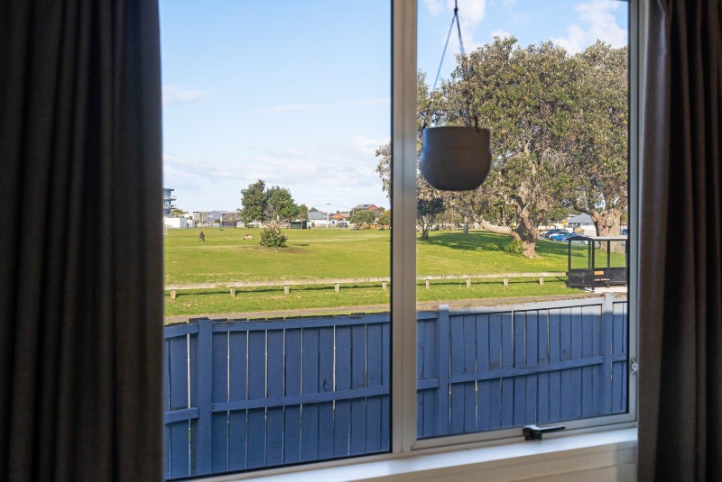 304 Dickson Road, Papamoa Beach, Papamoa - Carousel 1