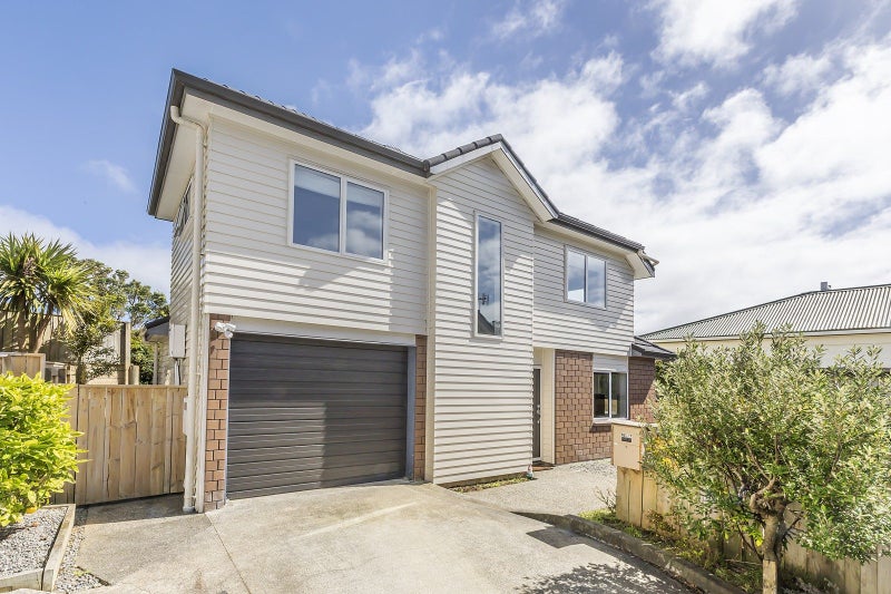 7/16 Black Rock Road, Newlands, Wellington - Carousel 1