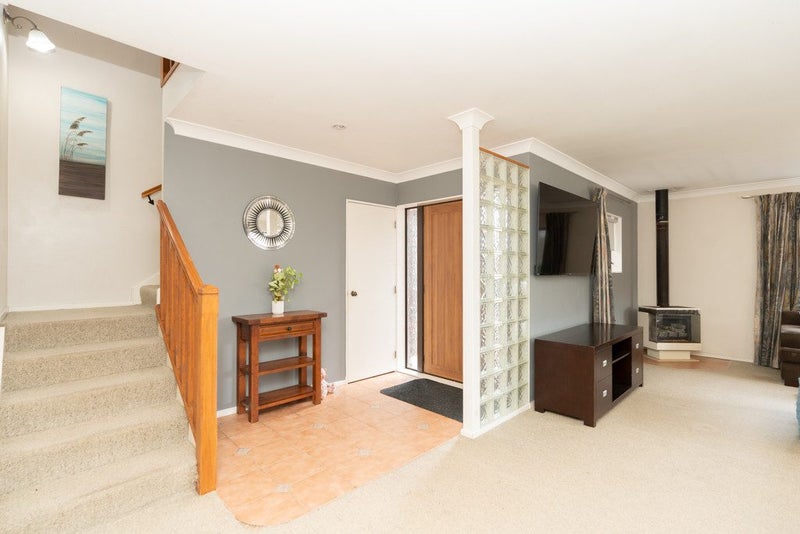 17 Moverley Place, Pukete, Hamilton - Carousel 2