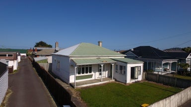 19 Melbourne Street, South Dunedin, Dunedin - Carousel 1