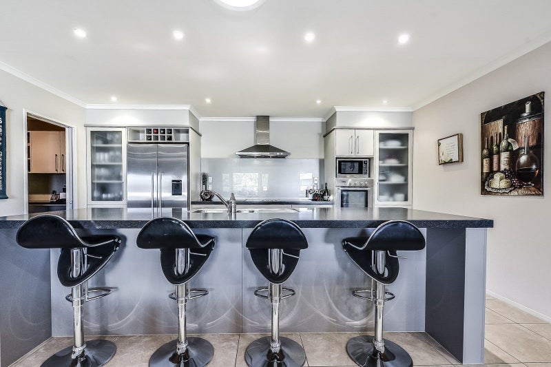 43 Darjon Drive, Huntington, Hamilton - Carousel 2