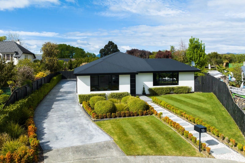 10 Sequoia Place, Springlands, Blenheim - Carousel 1