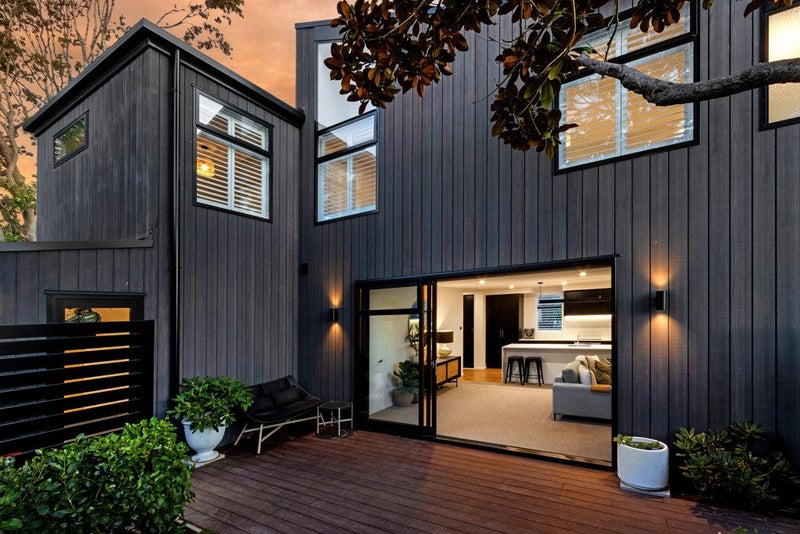 91 Innes Road, St Albans, Christchurch - Carousel 1