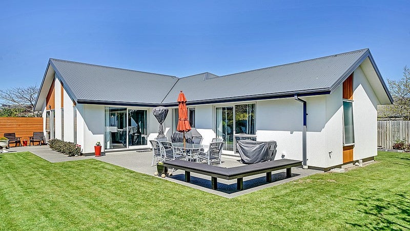 11 Kestrel Place, Woolston, Christchurch - Carousel 1