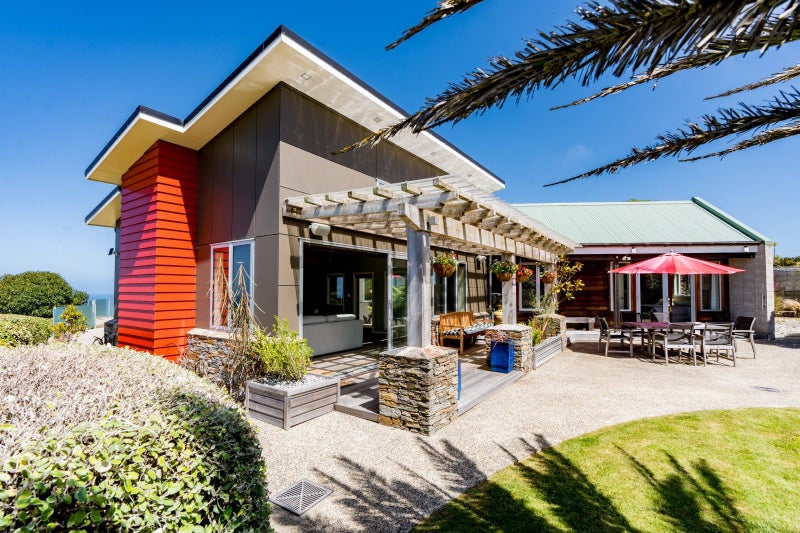 14 Highgrove, Saint Clair, Dunedin - Carousel 1