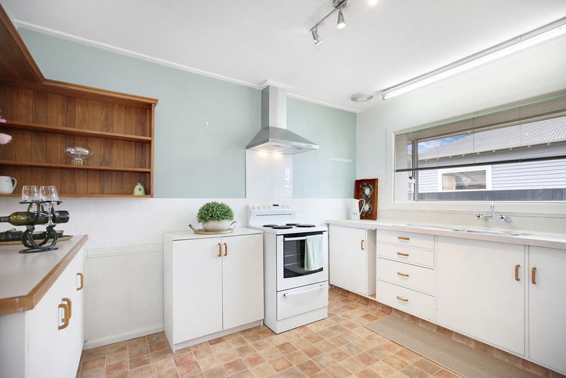 2/70 Neville Street, Spreydon, Christchurch - Carousel 2