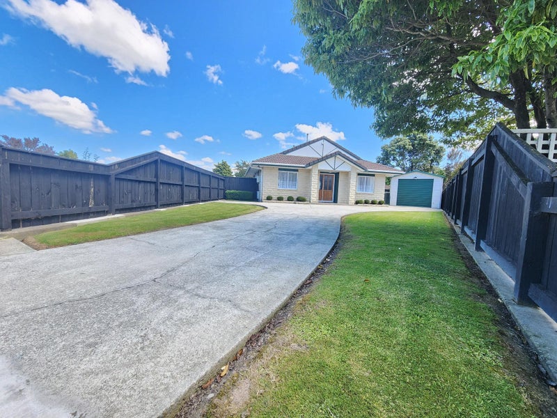 24 Willowstream Grove, Cloverlea, Palmerston North - Carousel 1
