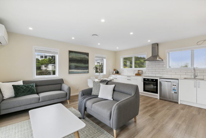 50A Lyndfield Lane, Newlands, Wellington - Carousel 2