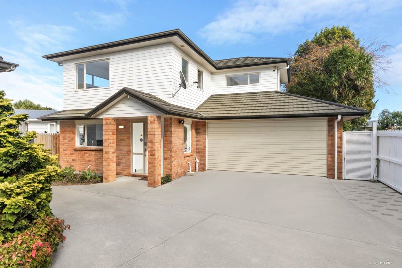 18E Riversdale Road, Avondale, Auckland - Carousel 1