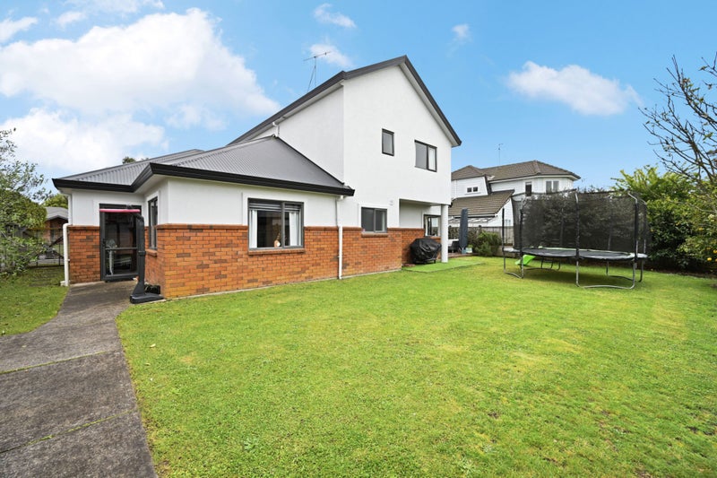 45 Nielsen Gardens, Rototuna, Hamilton - Carousel 14