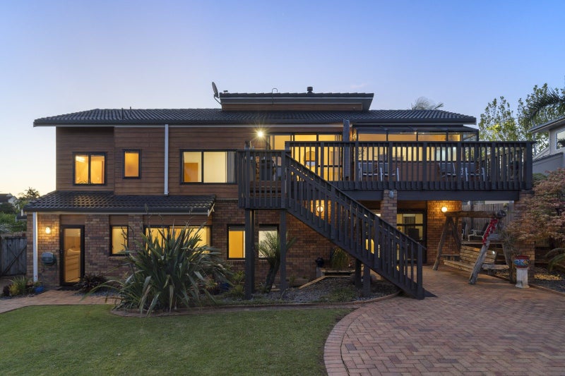 54 Marina View Drive, West Harbour, Auckland - Carousel 2