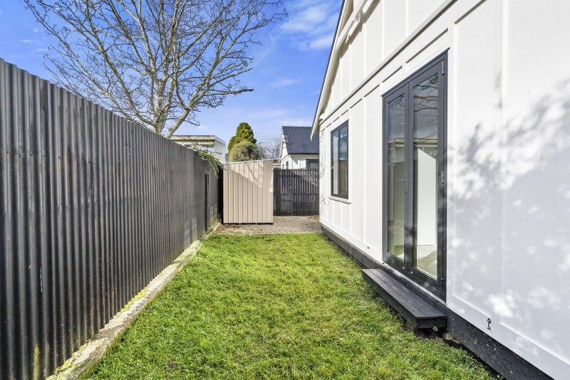 42B PALMER CRESCENT, Silverstream, Upper Hutt - Carousel 12