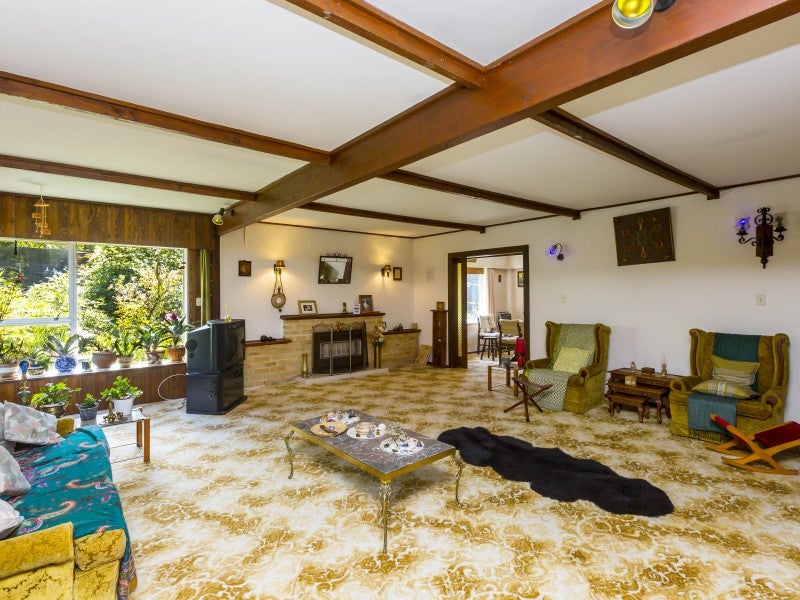 30 Gillespies Road, Birchville, Upper Hutt - Carousel 1