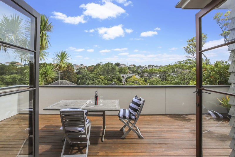 49 Lingarth Street, Remuera, Auckland - Carousel 2