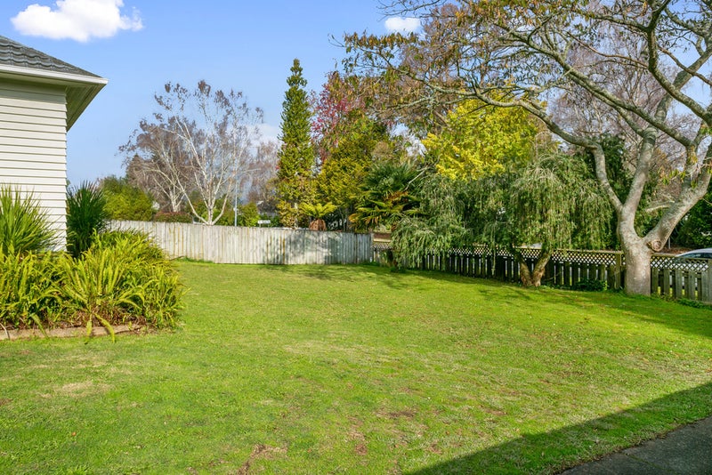 187 Ariki Street, Karapiro - Carousel 16