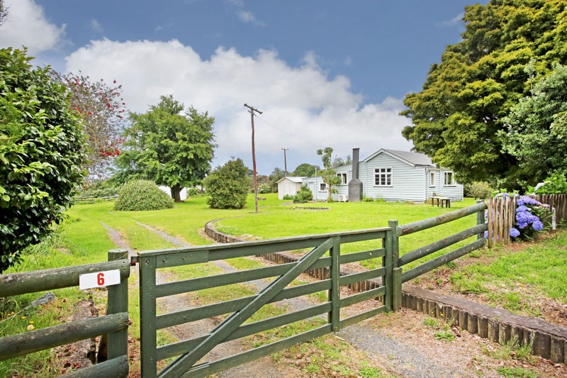 6 Colbeck Road, Waiuku - Carousel 1