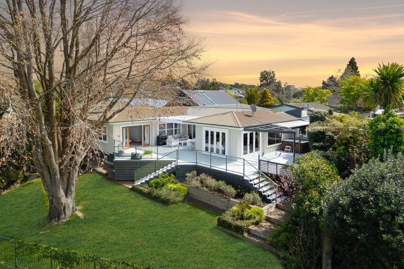 5 Anglesea Street, Hamilton Central, Hamilton - Carousel 1