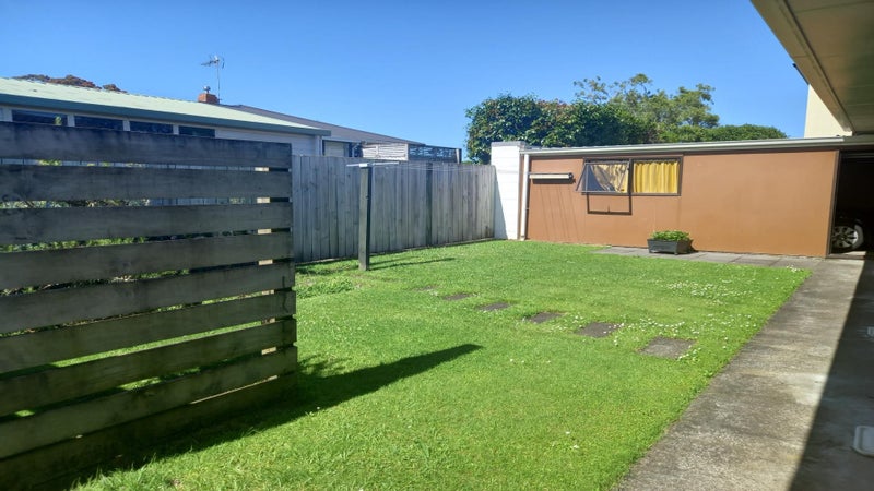 3/33 Wallath Road, Westown, New Plymouth - Carousel 7